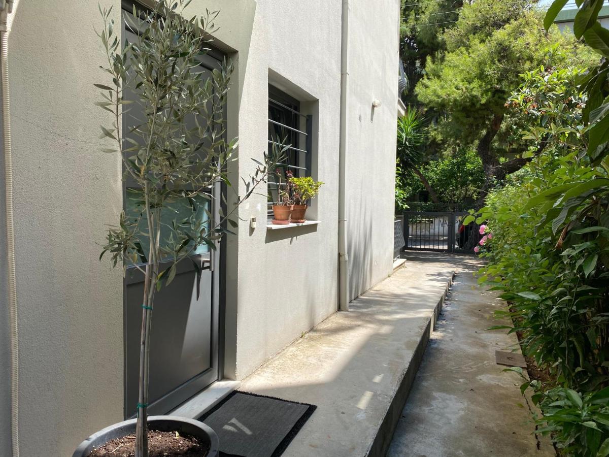Small Gem Studio Athens, Next To Metro Nomismatokopeio Buitenkant foto