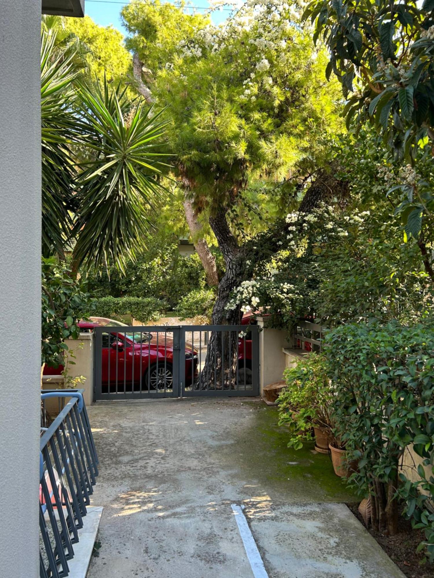 Small Gem Studio Athens, Next To Metro Nomismatokopeio Buitenkant foto