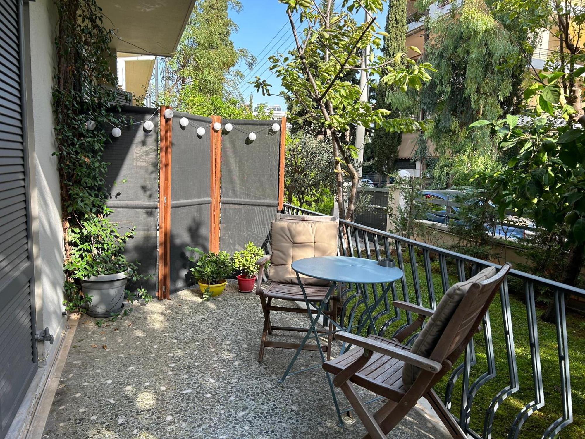 Small Gem Studio Athens, Next To Metro Nomismatokopeio Buitenkant foto